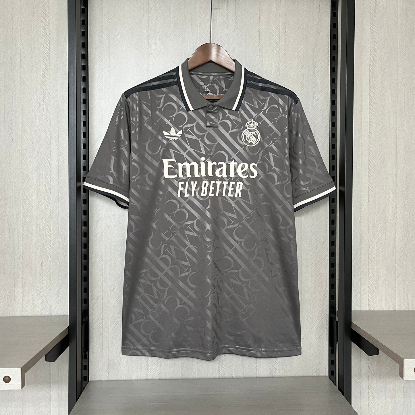 Real Madrid Federico Valverde 8 Third Soccer Jersey 2024/25
