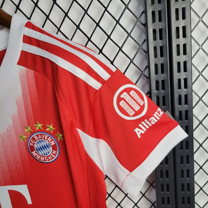 Bayern Munich Michael Olise 17 Women's Home Soccer Jersey 2025-2026