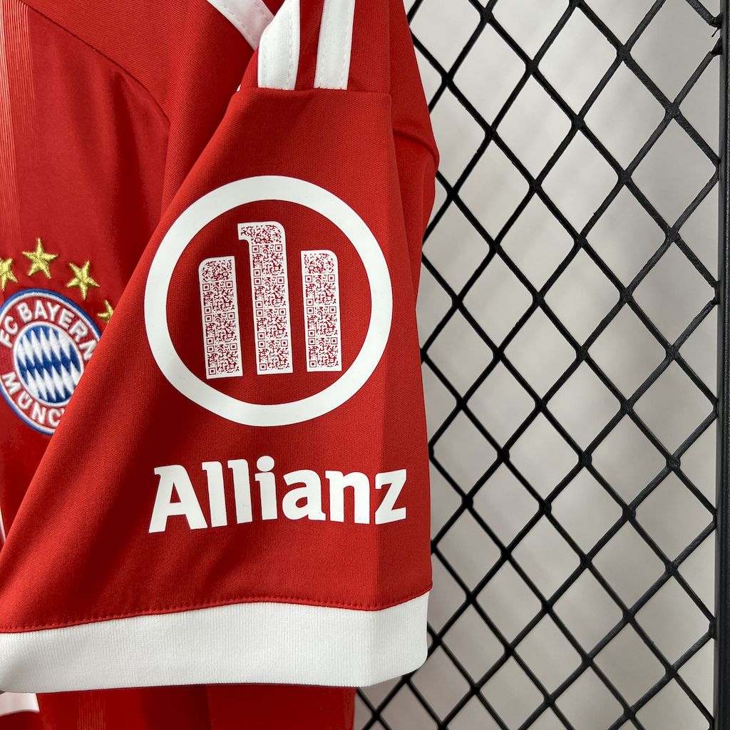 Bayern Munich Jamal Musiala 10 Home Soccer Jersey 2025-2026
