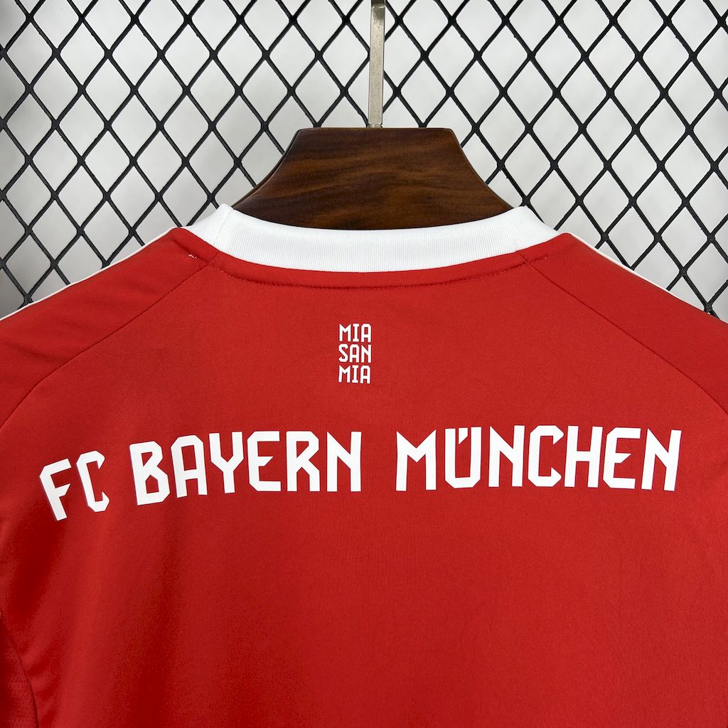 Bayern Munich Michael Olise 17 Home Soccer Jersey 2025-2026