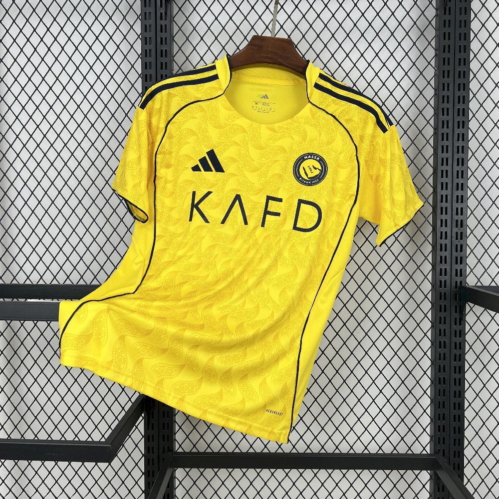 Al Nassr Cristiano Ronaldo 7 Home Soccer Jersey 2025-2026