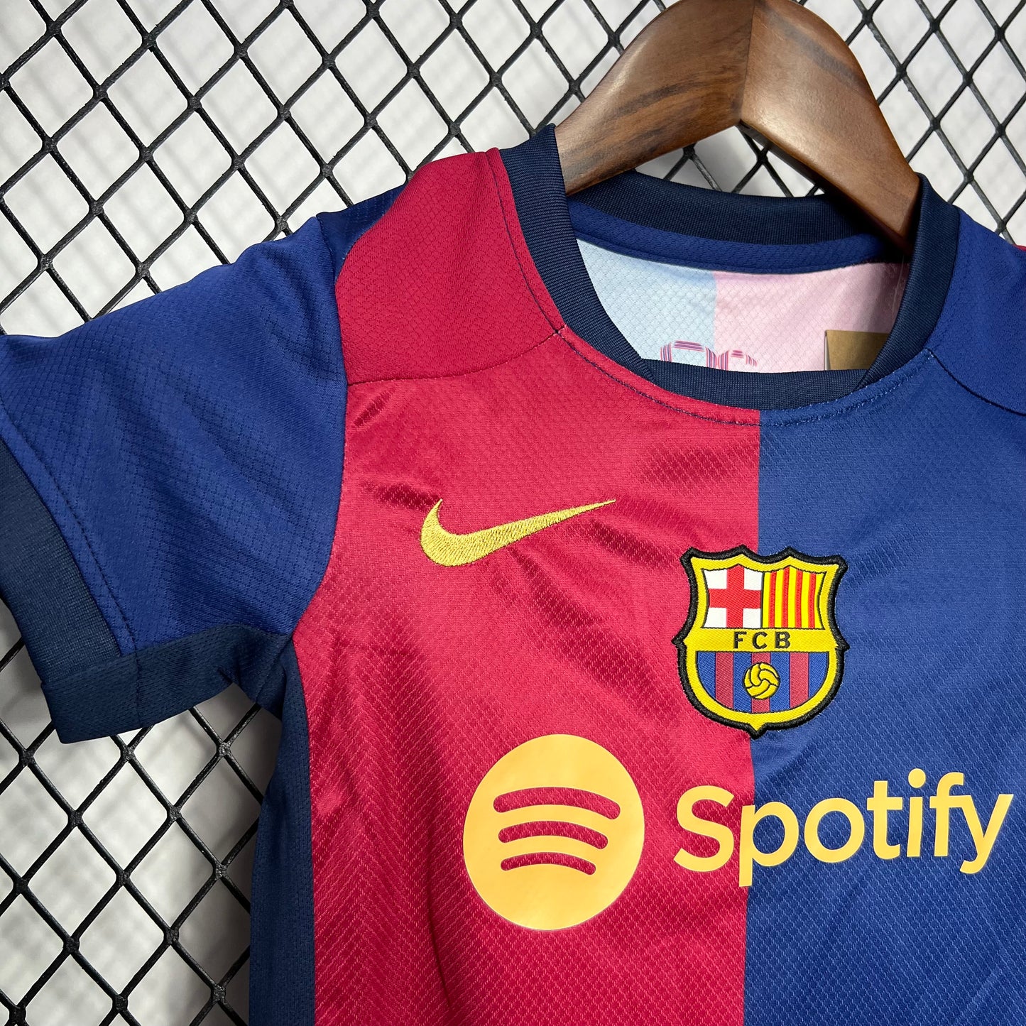 FC Barcelona Pedri 8 Kids Home Soccer Jersey 2024/25