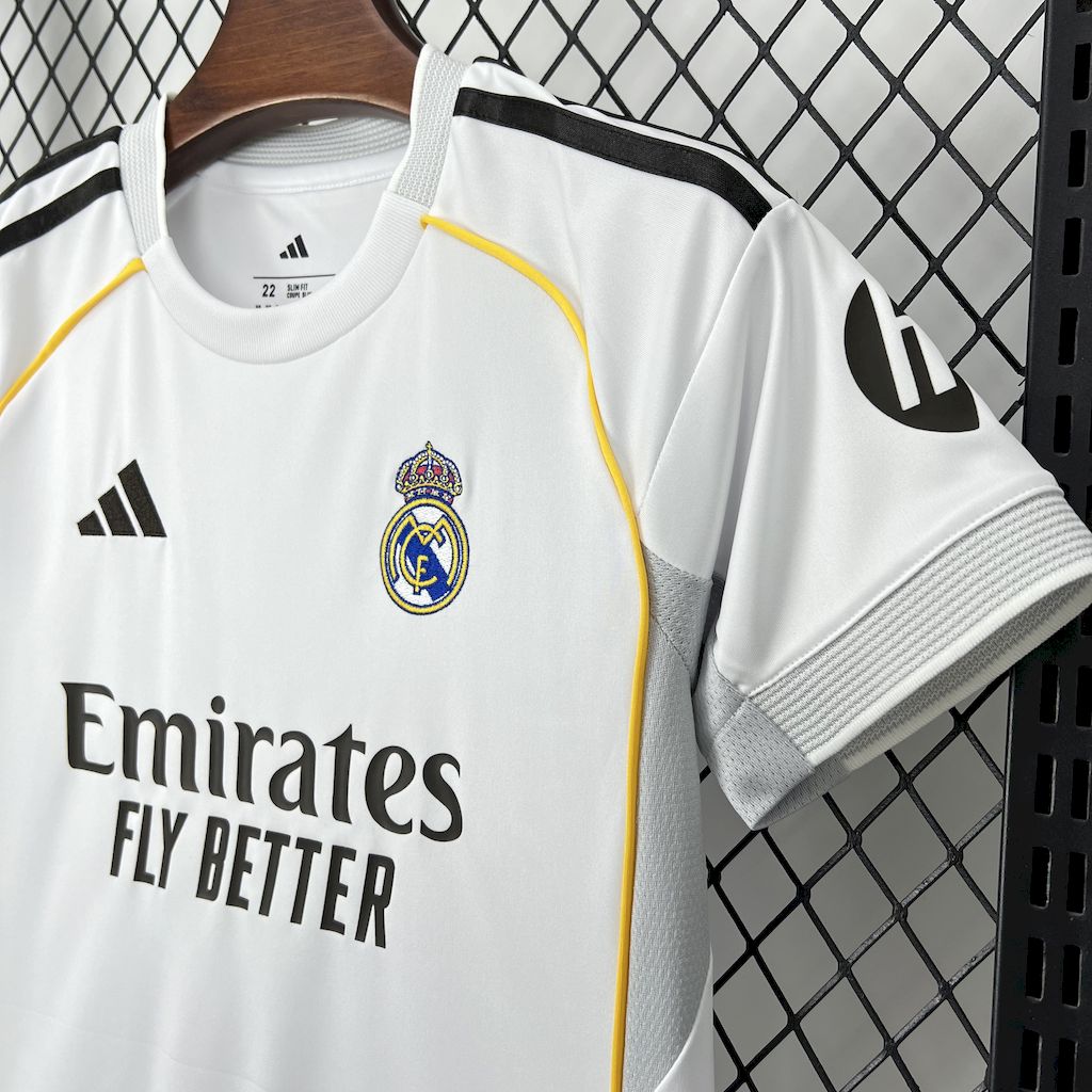 Real Madrid Kylian Mbappé 10 Kids Home Soccer Jersey 2025-2026