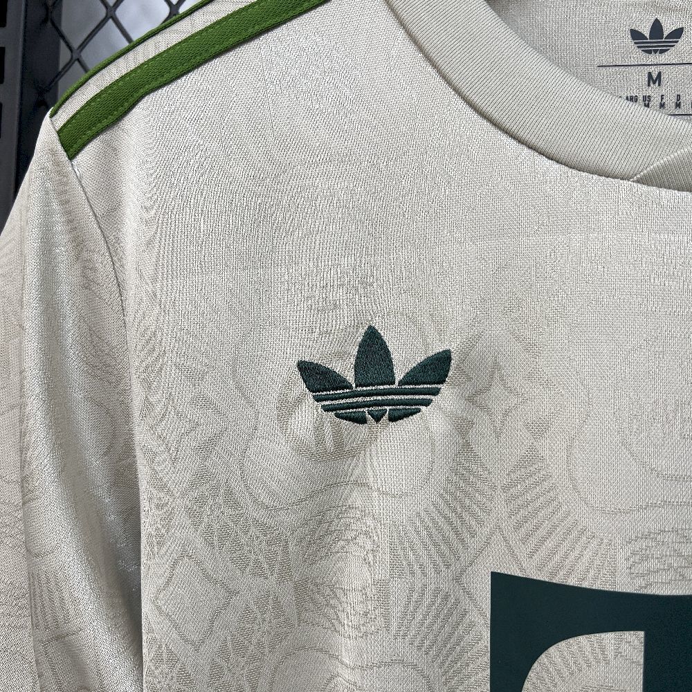Bayern Munich Michael Olise 17 Oktoberfest Soccer Jersey 2025-2026