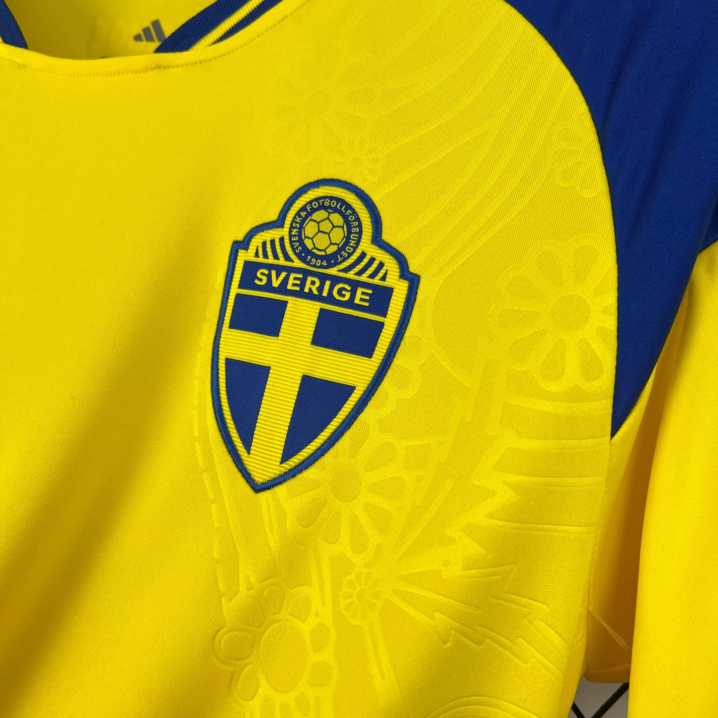 Sweden Home Soccer Jersey World Cup 2026-2027