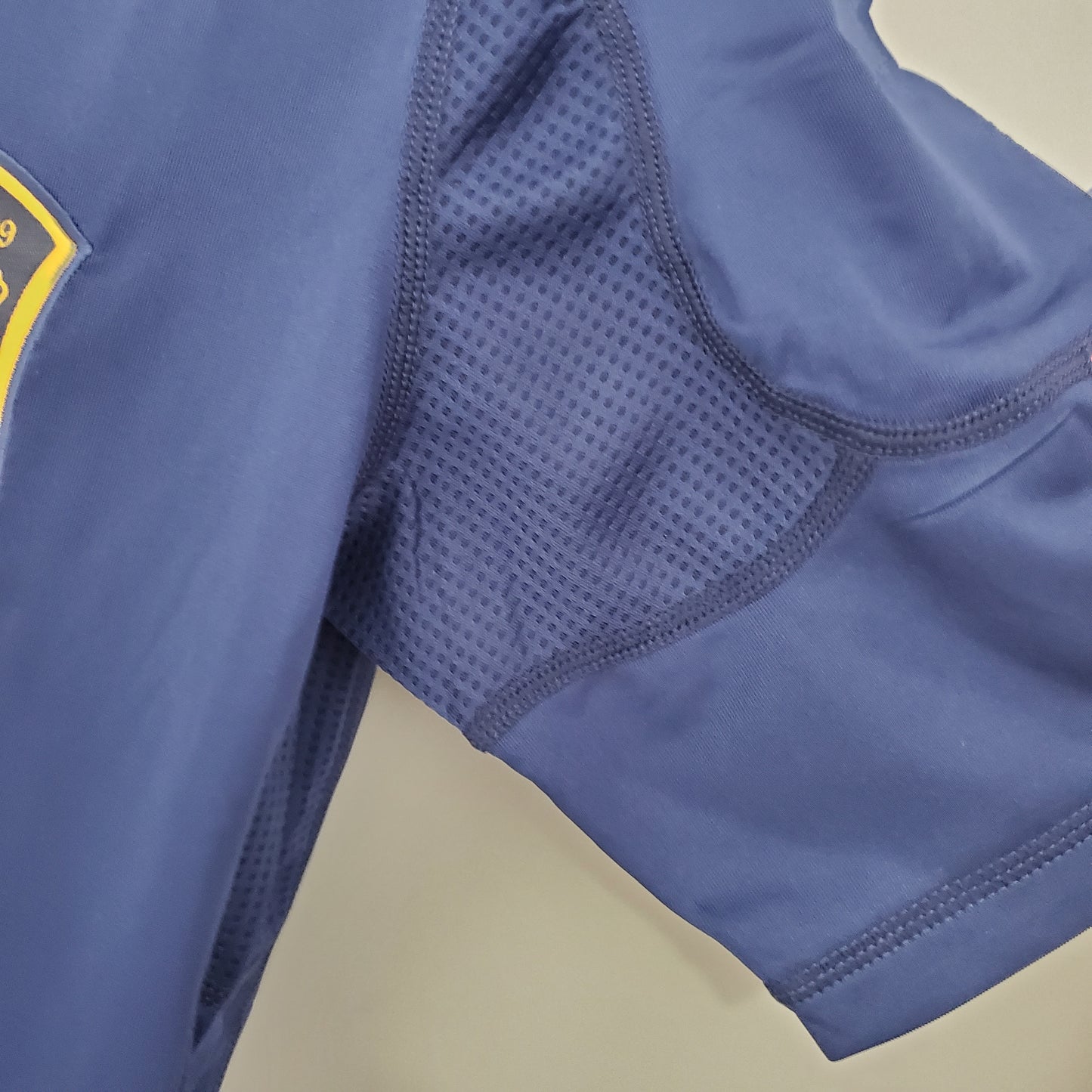 Spain Andrés Iniesta 6 Retro Away Soccer Jersey World Cup 2010