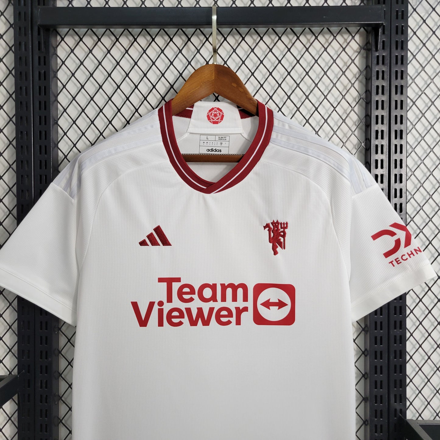 Manchester United Bruno Fernandes 8 Third Soccer Jersey 2023/24
