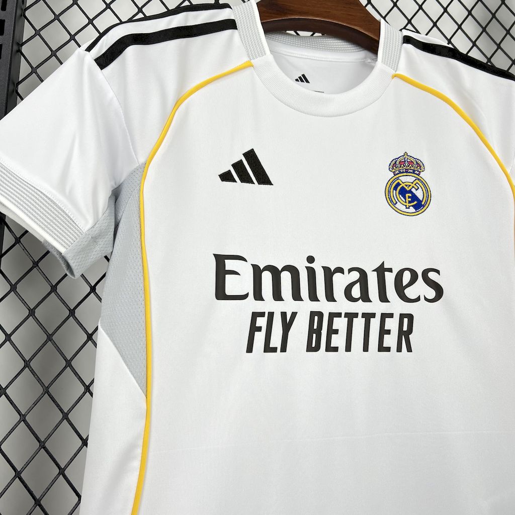 Real Madrid Luka Modrić 10 Kids Home Soccer Jersey 2025-2026