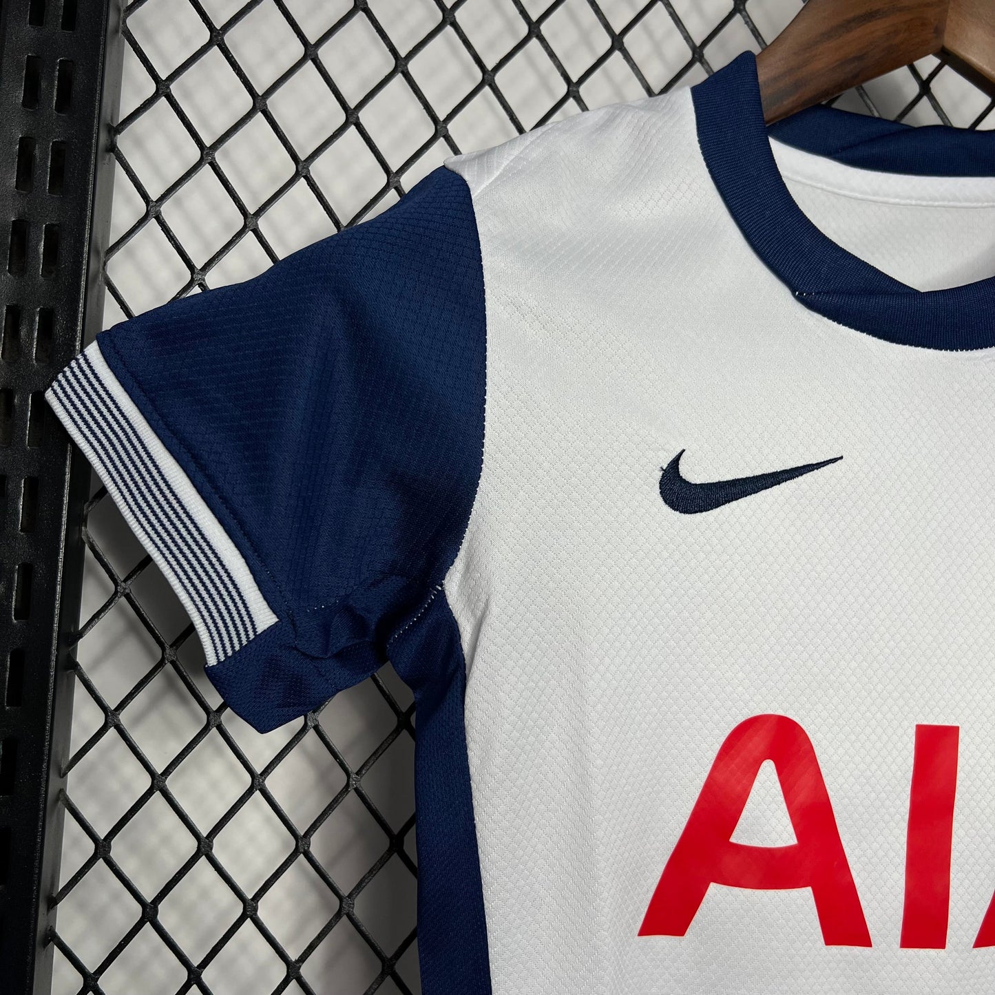 Tottenham Hotspur Son Heung-min 7 Kids Home Soccer Jersey 2024/25