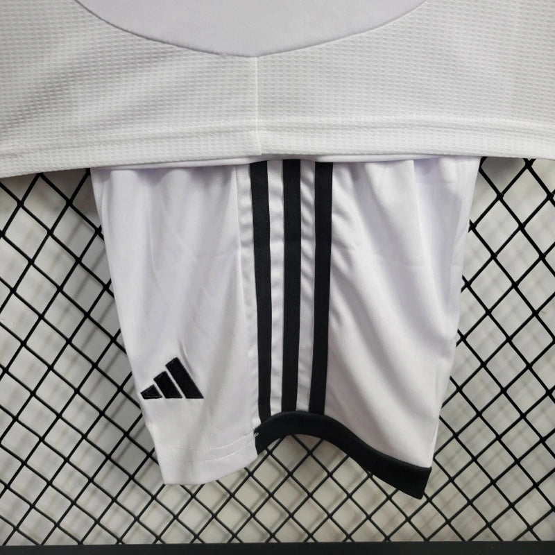 Real Madrid Kylian Mbappé 9 Home Kids Soccer Jersey 2024/25