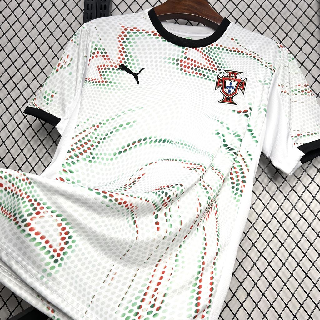 Portugal Rafael Leão 17 Away Soccer Jersey 2025/26