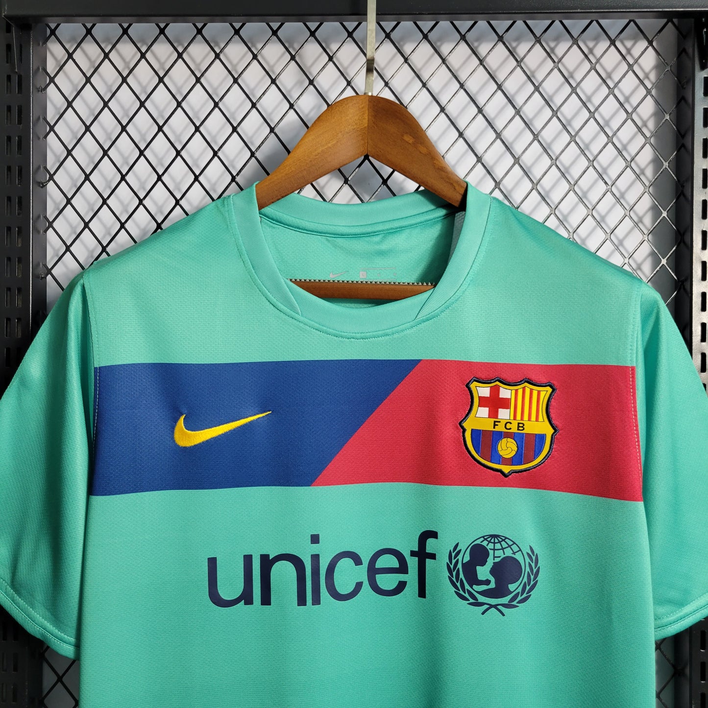 FC Barcelona Lionel Messi 10 Retro Away Soccer Jersey 2010-2011