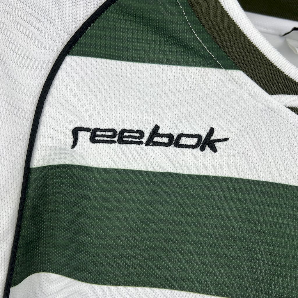Sporting Lissabon CP Cristiano Ronaldo 28 Retro Long Sleeve Home Soccer Jersey 2001-2003