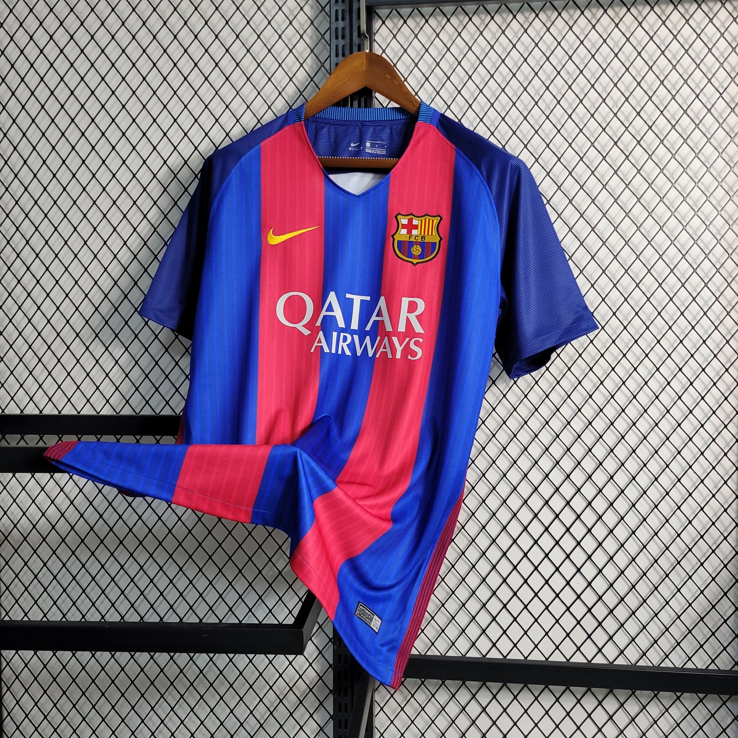 FC Barcelona Lionel Messi 10 Home Retro Soccer Jersey 2016-2017