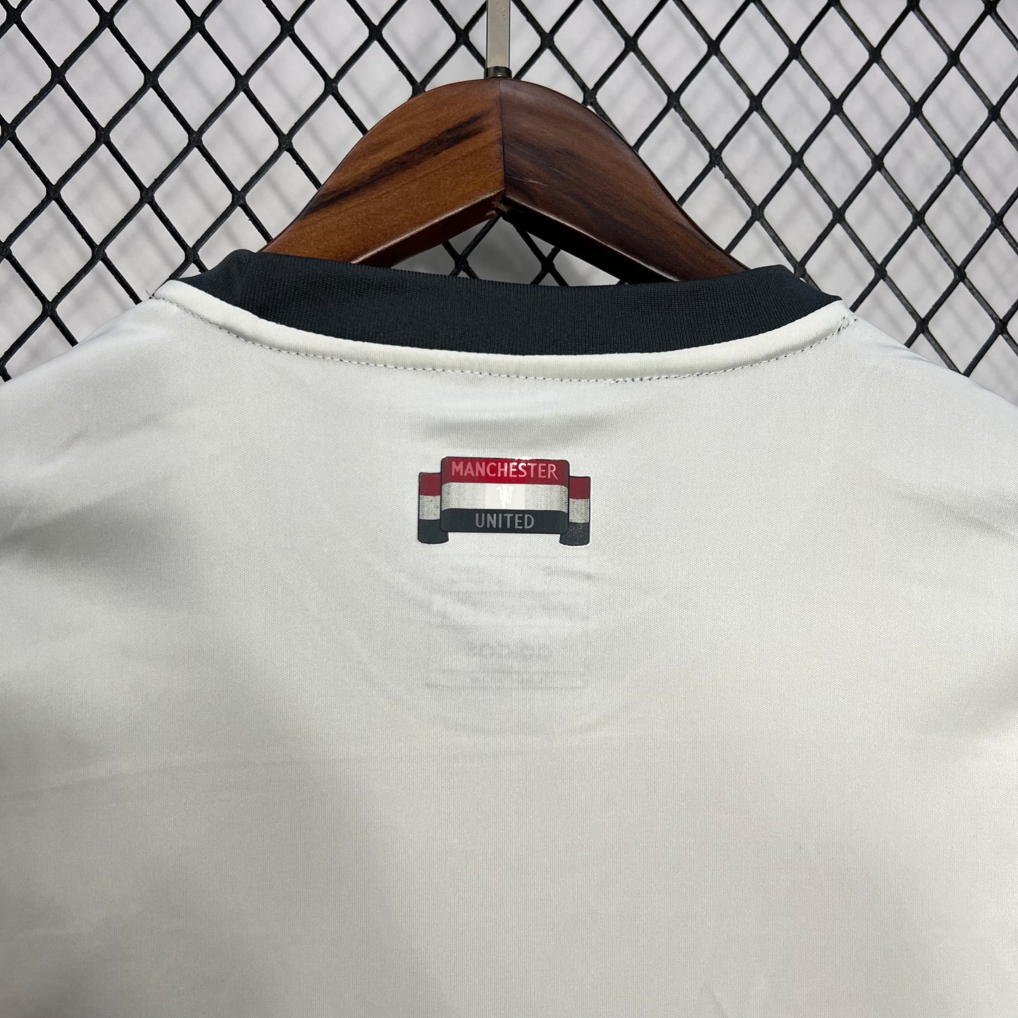 Manchester United Bruno Fernandes 8 Third Soccer Jersey 2024/25