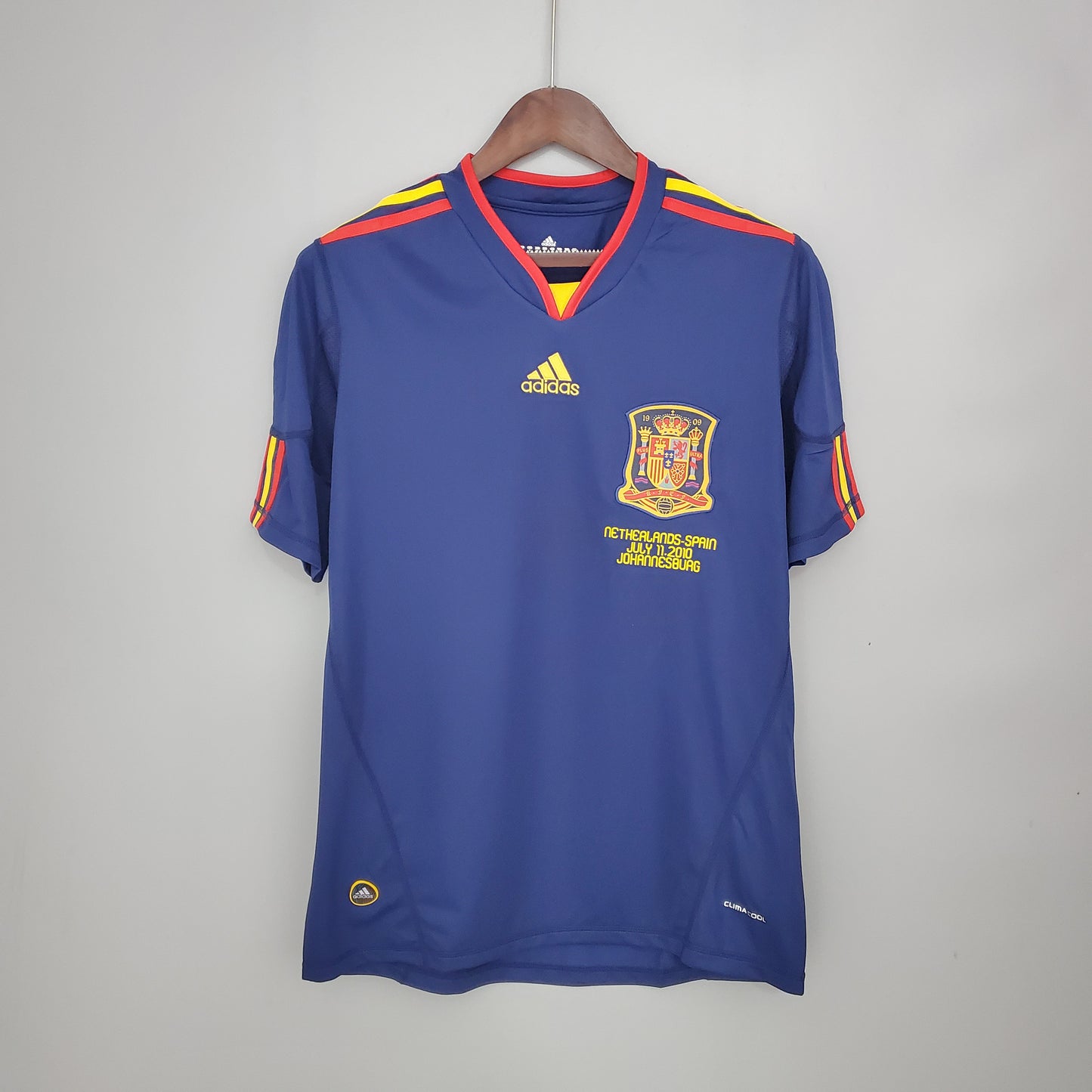 Spain Xavi 8 Retro Away Soccer Jersey World Cup 2010