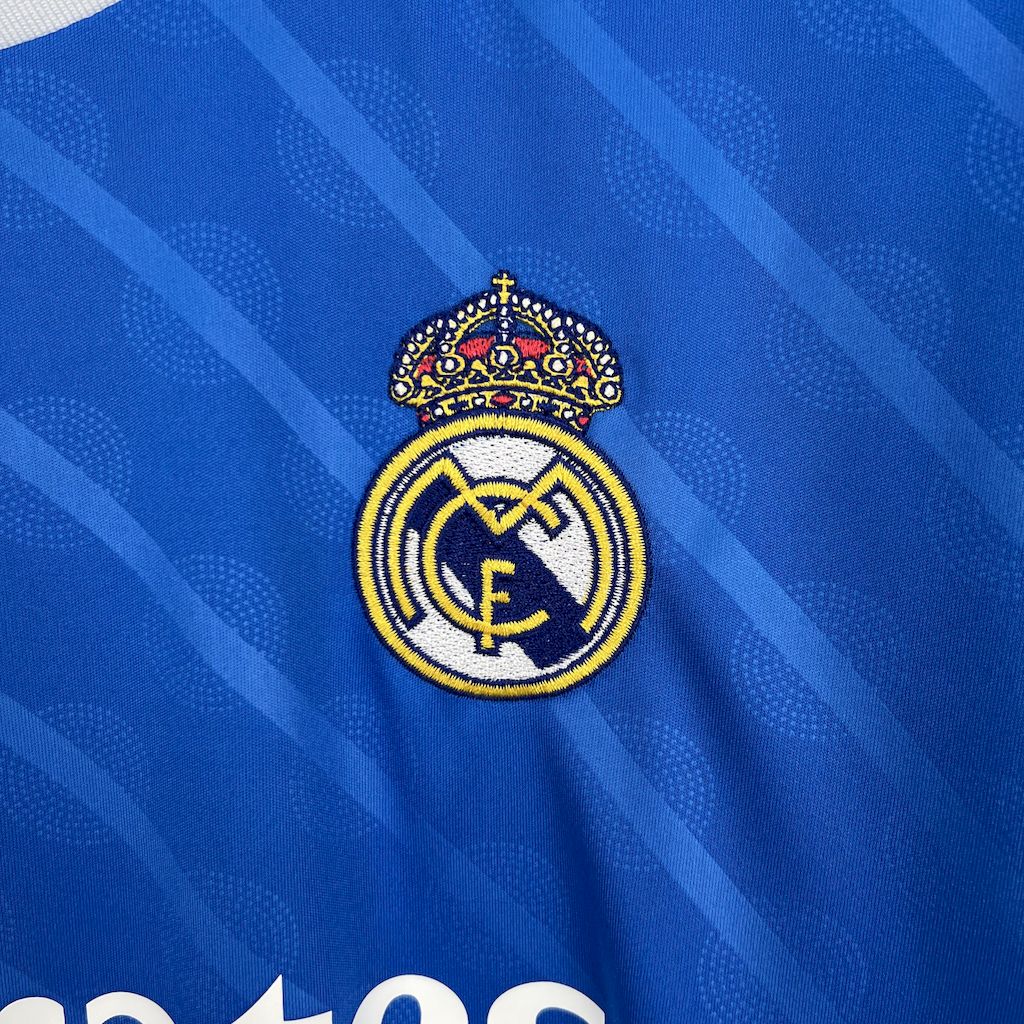 Real Madrid Federico Valverde 8 Third Soccer Jersey 2025-2026