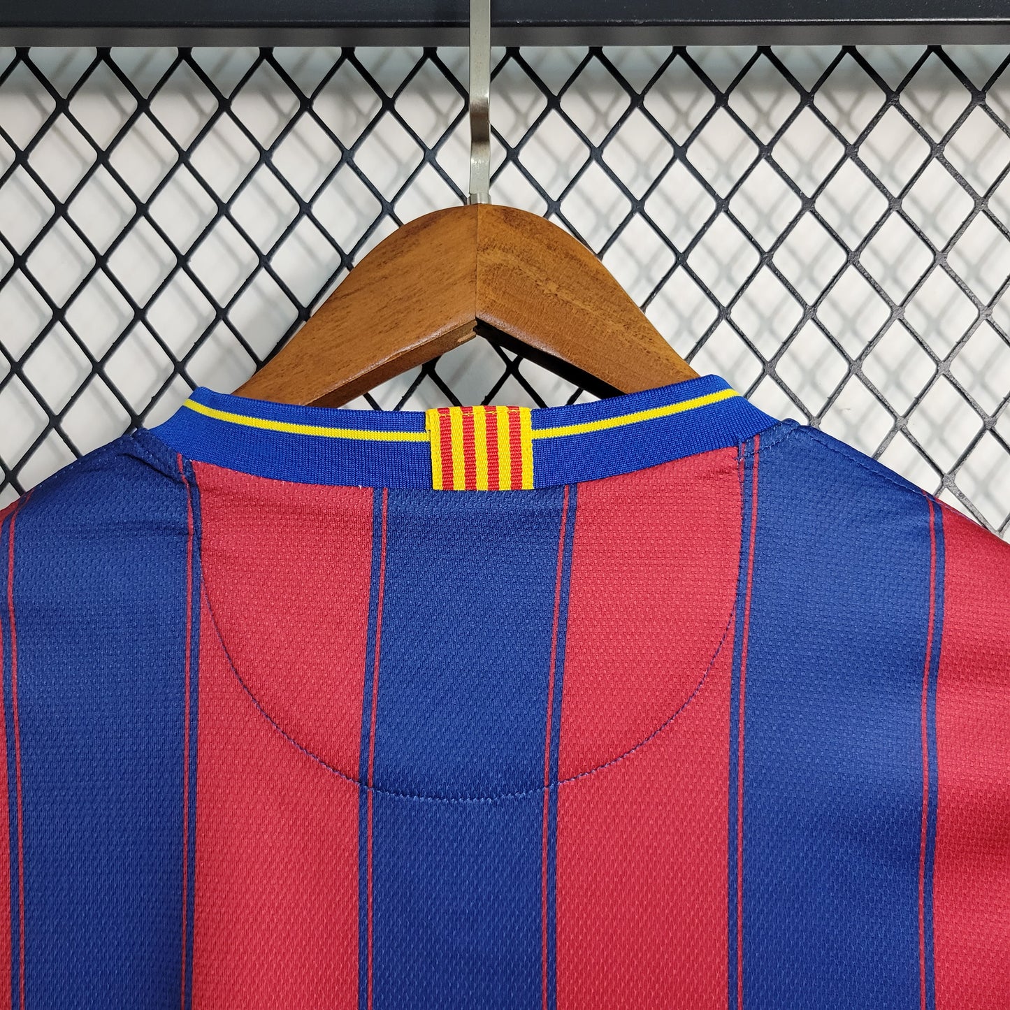 FC Barcelona Lionel Messi 10 Home Retro Soccer Jersey 2009-2010