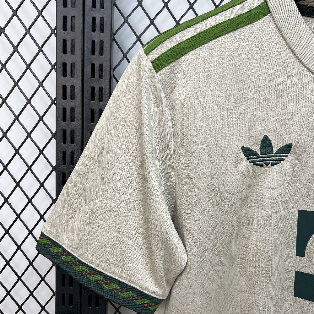 Bayern Munich Michael Olise 17 Oktoberfest Soccer Jersey 2025-2026